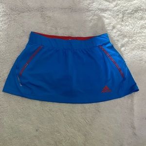 Blue with red details - Adidas tennis skirt